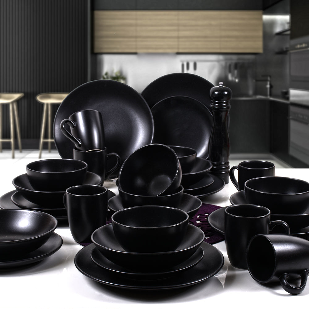 Alpha Matte Black Geschirr set 30-teilig 6 Personen