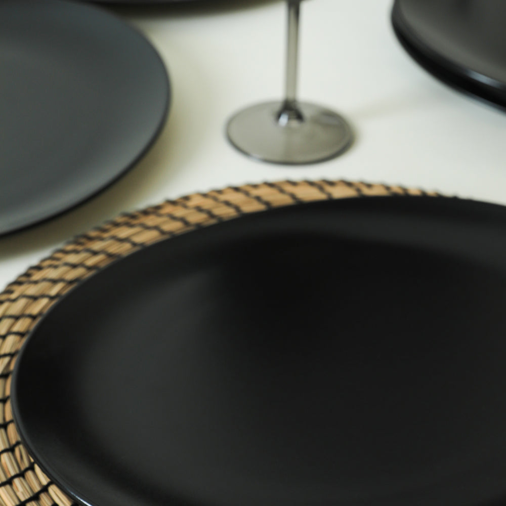 Matte Black Stella Serving Plate 32 cm 6 Pieces