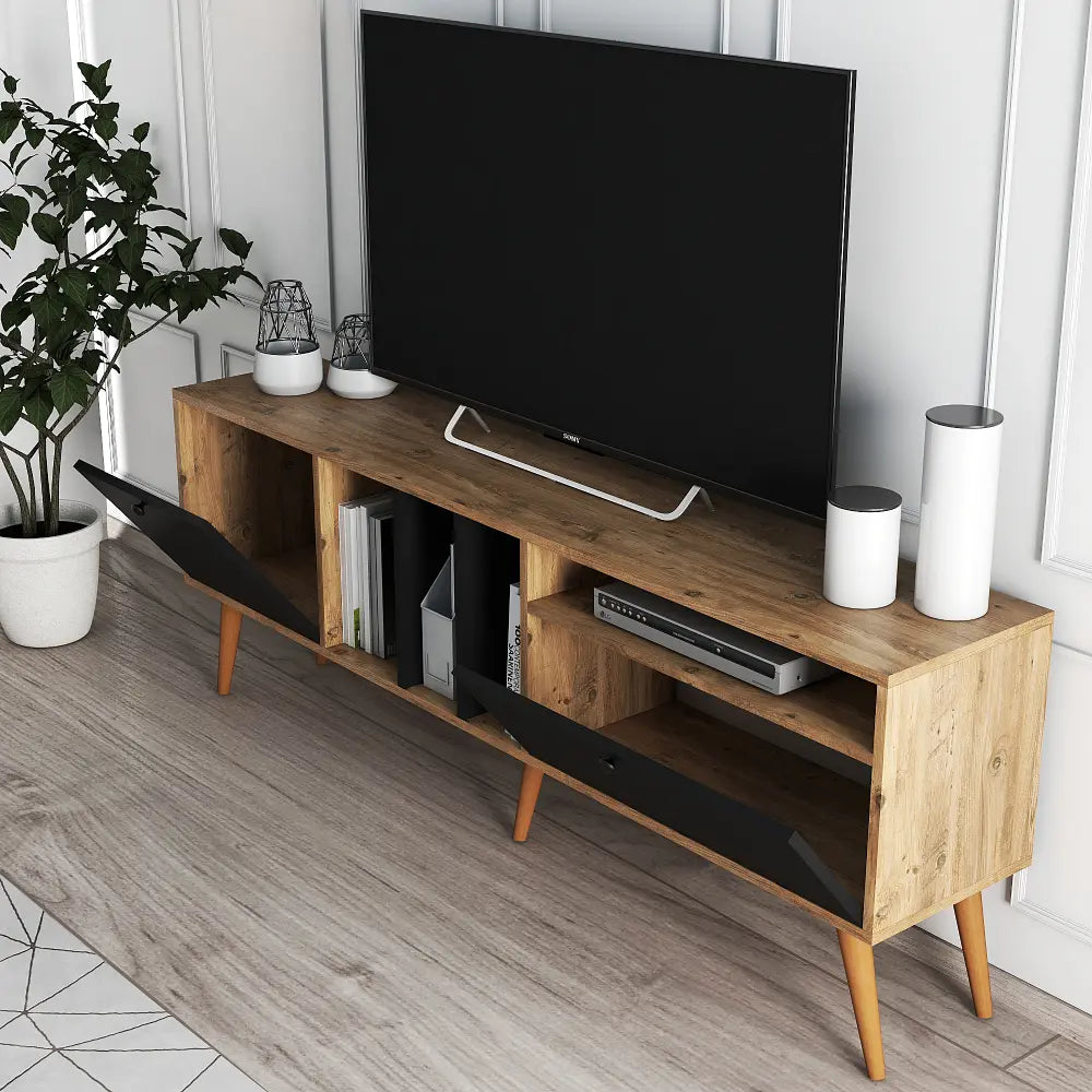 TV Stand 180 cm Standing - Oak | Borgholm