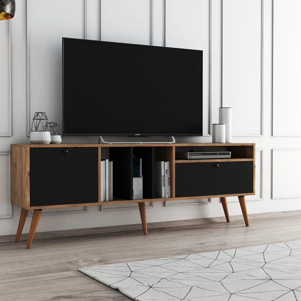 TV Lowboard 180 cm stehend – Eiche | Borgholm